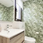 Mara's Higueron West - - Like A House With Private Graden