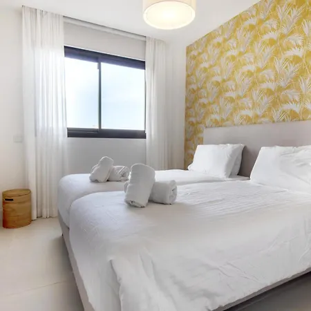 Appartement Mara's Higueron West - - Like A House With Private Graden *