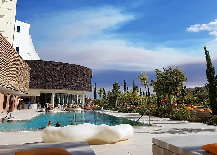 Mara's Higuerón West - - Like A House With Private Graden *