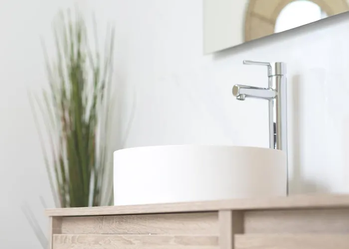 Mara's Higueron West - - Like A House With Private Graden *