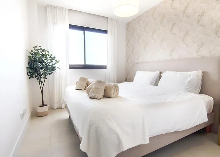 Apartment Mara's Higueron West - - Like A House With Private Graden