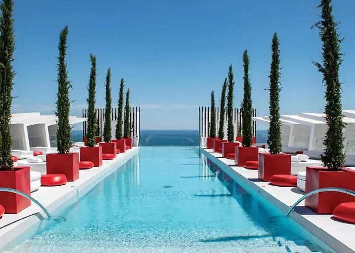 Mara's Higueron West - - Like A House With Private Graden Apartment